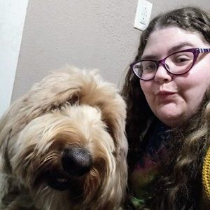 Meet your Posher, Leah